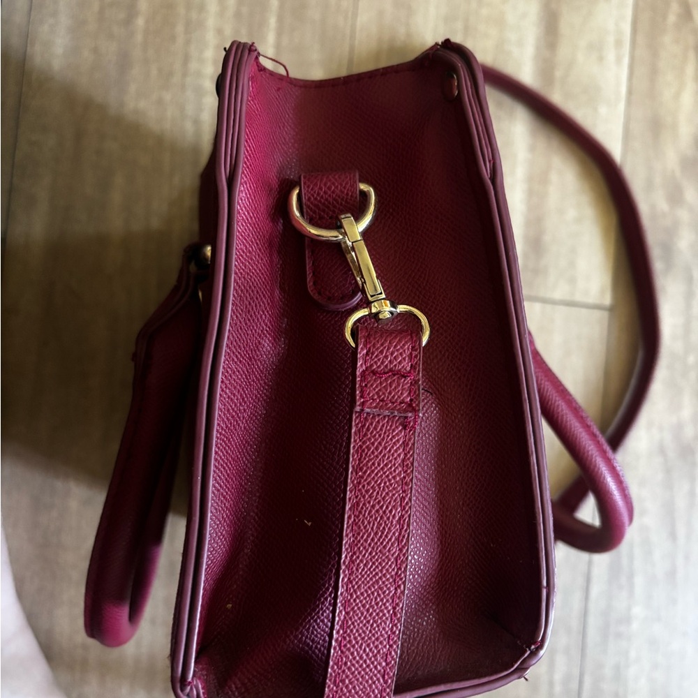 Bebe Burgundy Structured Satchel Crossbody Bag Gold Hardware Missing Tassel - Picture 8 of 9